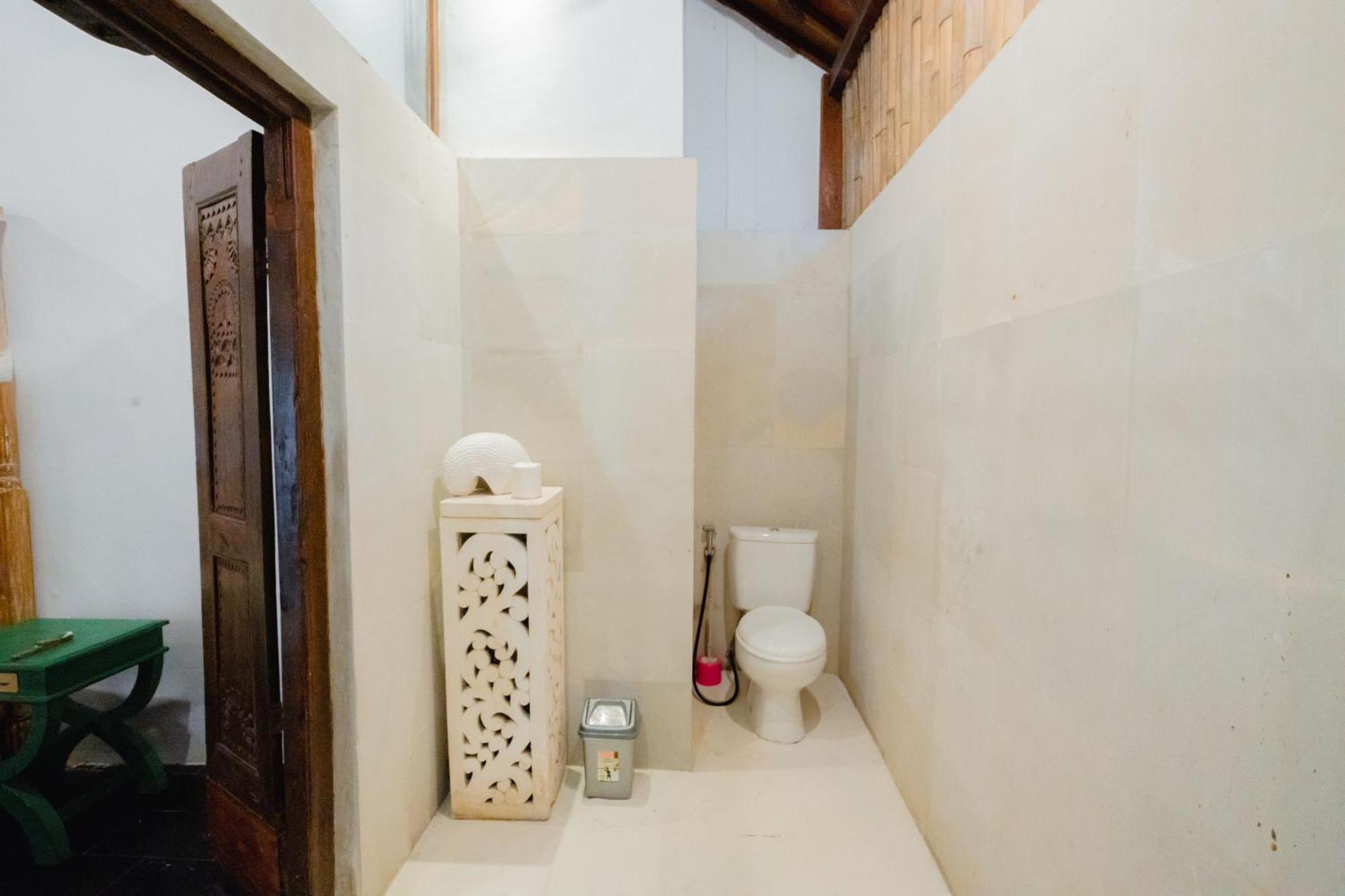 Villa Etnik Seminyak Bagian luar foto